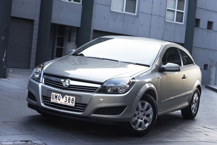  Holden Astra 3-Door Coupe 2007 года  (фото 26 из 32)